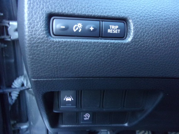 NISSAN QASHQAI NISSAN QASHQAI GRIS-012.jpg